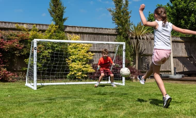 Finesse 8 x 4ft Standard Goal