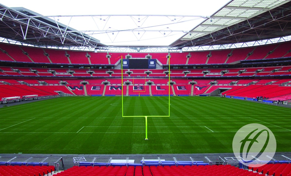 AMF-001 - NFL posts at Wembley (Harrod Sport)