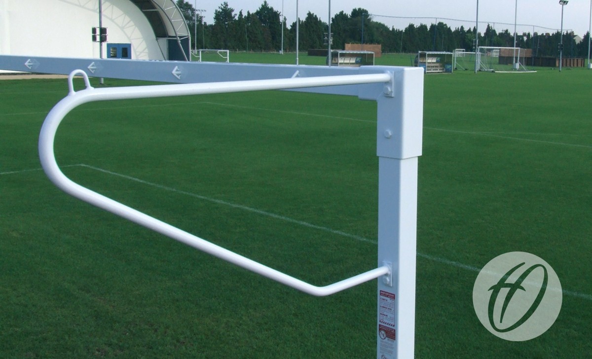 FBL-053 - Solid Steel Continental Net Supports