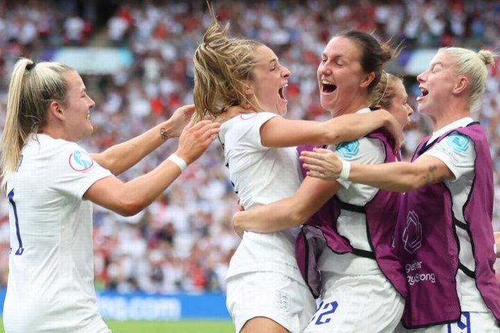 Ella Toone celebrating the first England goal