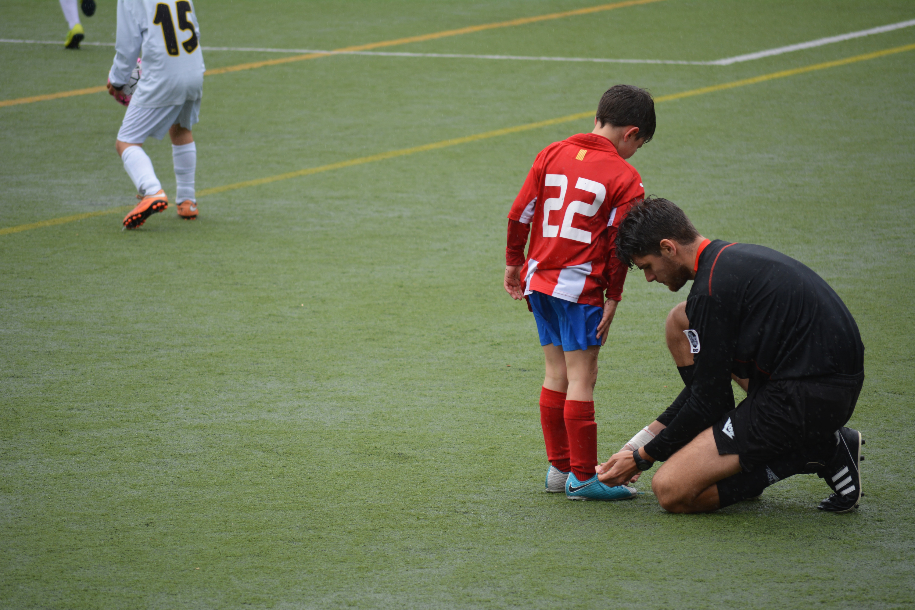 How to coach children in football